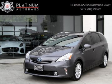 2014 Toyota Prius V 8