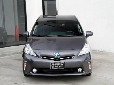 2014 Toyota Prius V 8